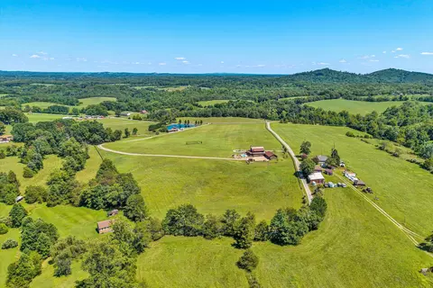 View/Area - 1237 Cochese Dr, Moneta, VA 24121 photo 8 of 15