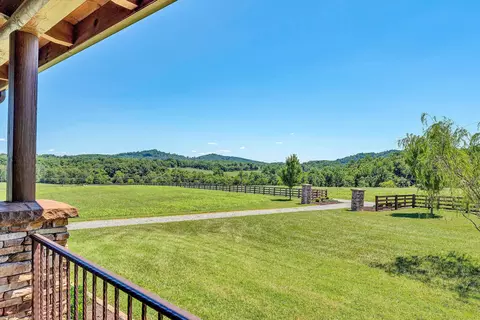 Exterior - 1237 Cochese Dr, Moneta, VA 24121 photo 7 of 39