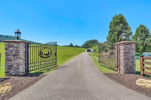 Other - 1237 Cochese Dr, Moneta, VA 24121 photo 3 of 28