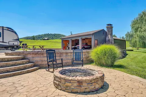 Exterior - 1237 Cochese Dr, Moneta, VA 24121 photo 37 of 39
