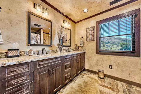 Bath - 1237 Cochese Dr, Moneta, VA 24121 photo 5 of 5