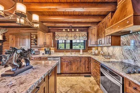 Kitchen - 1237 Cochese Dr, Moneta, VA 24121 photo 3 of 5