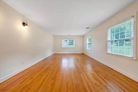 Living - 235 Arthur Cir, Ferrum, VA 24088 photo 2 of 6