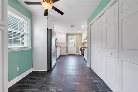 Entry Way - 235 Arthur Cir, Ferrum, VA 24088 photo 4 of 7