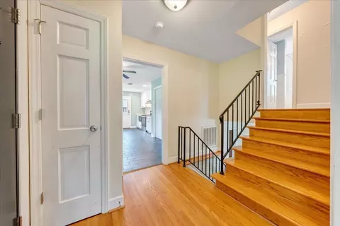 Entry Way - 235 Arthur Cir, Ferrum, VA 24088 photo 3 of 7