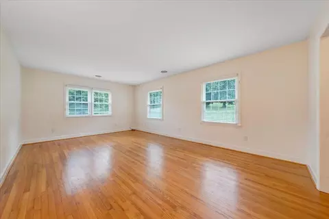 Living - 235 Arthur Cir, Ferrum, VA 24088 photo 1 of 6