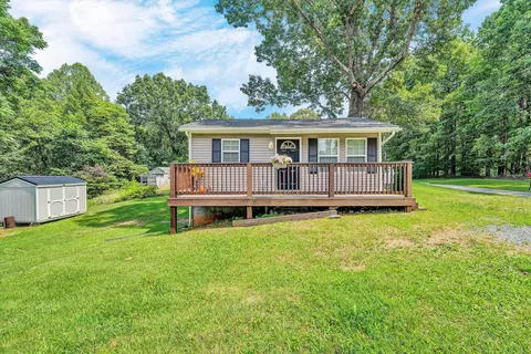 1148 Candle Ln, Bedford, VA 24523