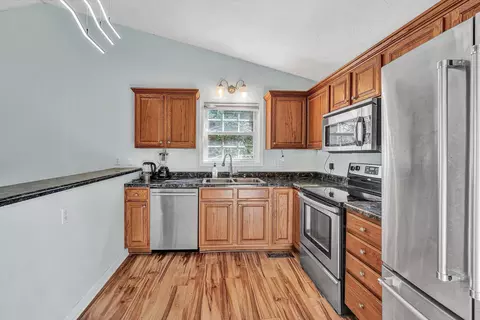 Kitchen - 1007 Murray Ave SE, Roanoke, VA 24013 photo 3 of 3