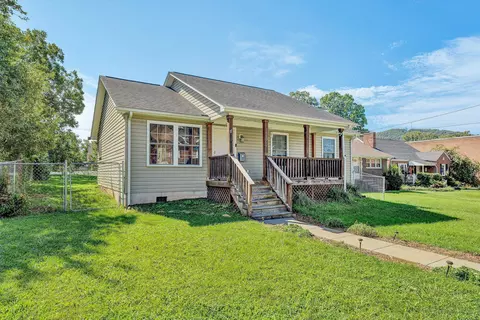 1007 Murray Ave SE, Roanoke, VA 24013