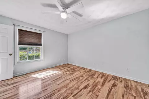 Bedroom - 1007 Murray Ave SE, Roanoke, VA 24013 photo 3 of 5