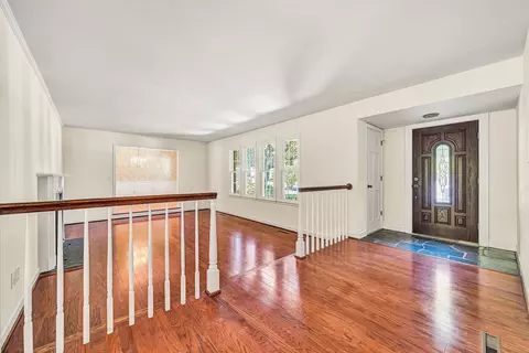 Living - 5524 Highfields Rd, Roanoke, VA 24018 photo 1 of 5