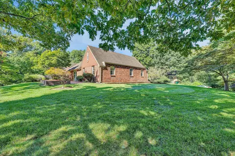 Exterior - 5524 Highfields Rd, Roanoke, VA 24018 photo 9 of 14