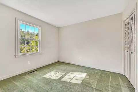 Bedroom - 5524 Highfields Rd, Roanoke, VA 24018 photo 4 of 4