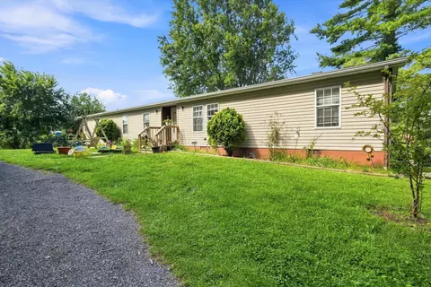 6782 Floyd N, Copper Hill, VA 24079