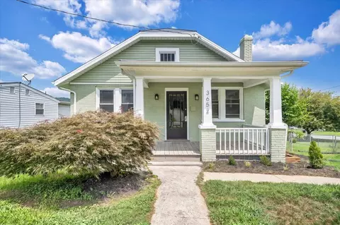 3652 Yellow Mountain Rd SE, Roanoke, VA 24014