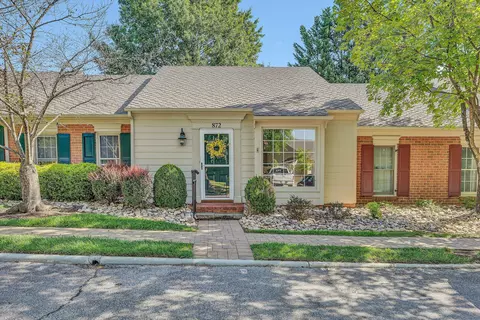 872 Stonegate Ct, Salem, VA 24153