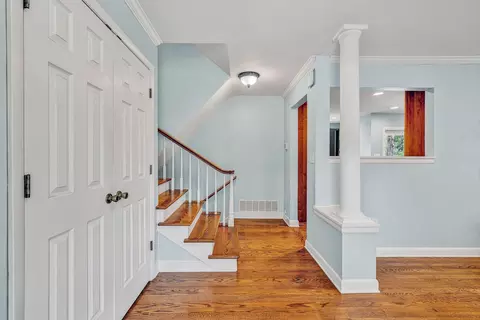 Entry Way - 3545 Wright Rd SW, Roanoke, VA 24015 photo 2 of 2