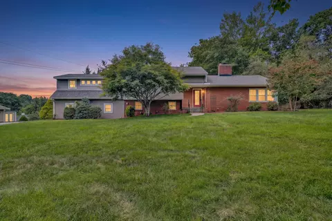 3545 Wright Rd SW, Roanoke, VA 24015