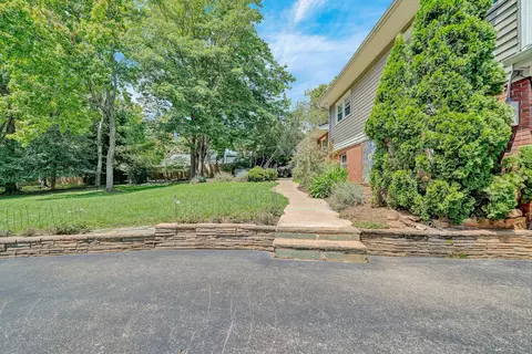 Exterior - 3545 Wright Rd SW, Roanoke, VA 24015 photo 4 of 10