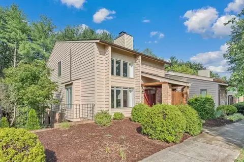 209 Windward Dr SW #209, Roanoke, VA 24018