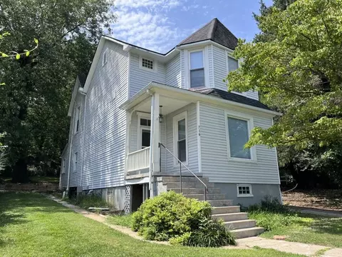 716 Hill Ave, Salem, VA 24153