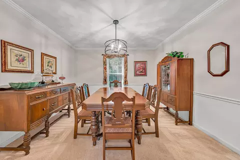 Dining - 5448 Highfields Rd, Roanoke, VA 24018 photo 2 of 2