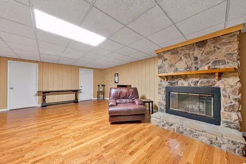 Living - 5448 Highfields Rd, Roanoke, VA 24018 photo 2 of 2
