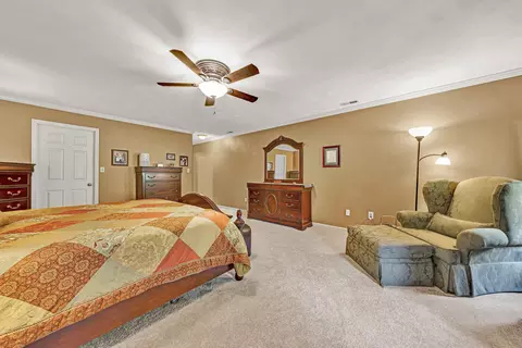 Bedroom - 5448 Highfields Rd, Roanoke, VA 24018 photo 2 of 5