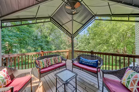 Exterior - 5448 Highfields Rd, Roanoke, VA 24018 photo 6 of 13