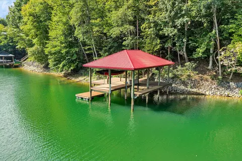 8389 Burnt Chimney Rd, Wirtz, VA 24184