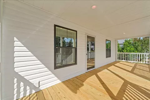 Exterior - 20 Spring St, Rocky Mount, VA 24151 photo 4 of 8