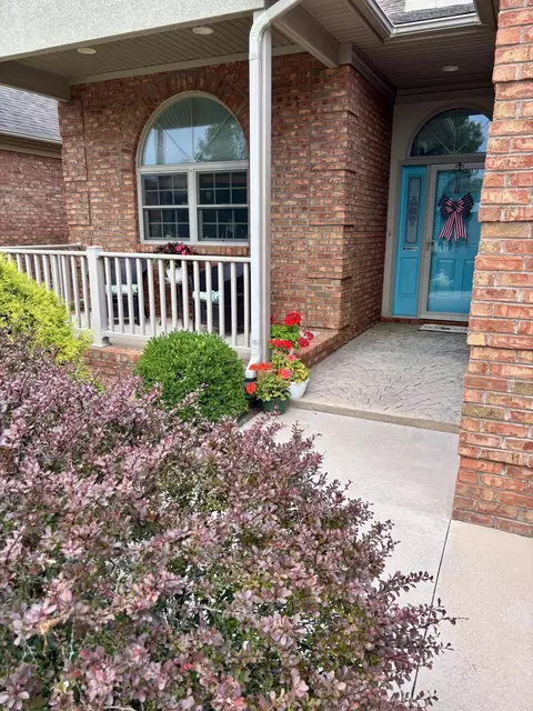 105 Alexa Ln, Christiansburg, VA 24073