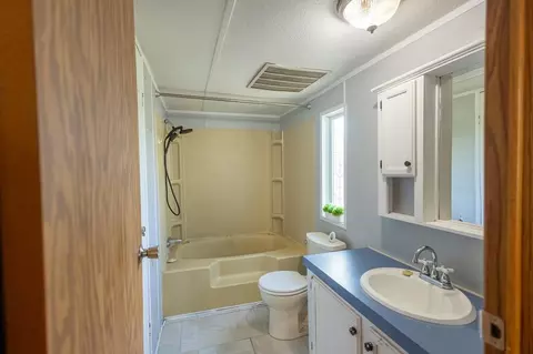Bath - 422 Axton Rd, Axton, VA 24054 photo 1 of 2