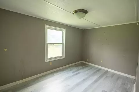 Bedroom - 422 Axton Rd, Axton, VA 24054 photo 3 of 5