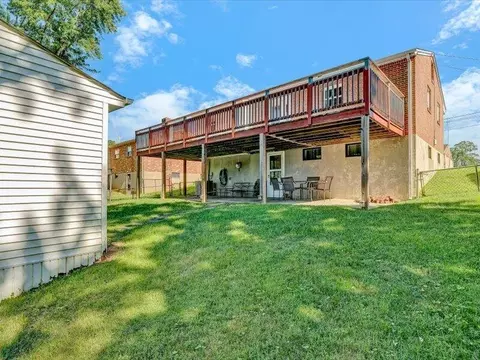 Exterior - 611 E Augusta Ave, Vinton, VA 24179 photo 8 of 8