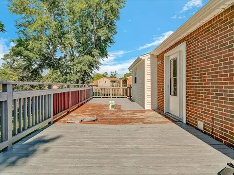 Exterior - 611 E Augusta Ave, Vinton, VA 24179 photo 3 of 8