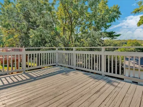 Exterior - 611 E Augusta Ave, Vinton, VA 24179 photo 2 of 8