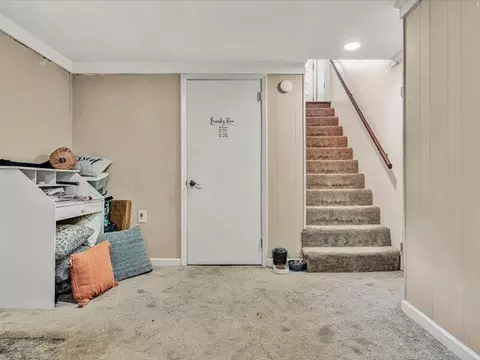 Entry Way - 611 E Augusta Ave, Vinton, VA 24179 photo 1 of 1