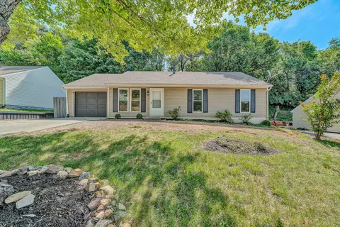4727 Horseman Dr NE, Roanoke, VA 24019