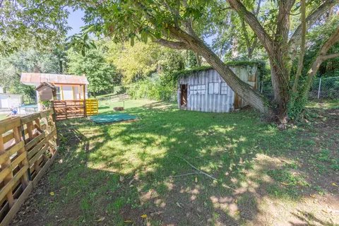 Exterior - 446 Tinker Ave, Vinton, VA 24179 photo 5 of 10