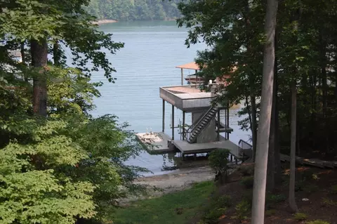 View/Area - 75 Nuthatch Cir, Moneta, VA 24121 photo 3 of 3