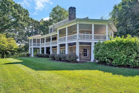 Exterior - 76 Lake Front Cir, Penhook, VA 24137 photo 3 of 19