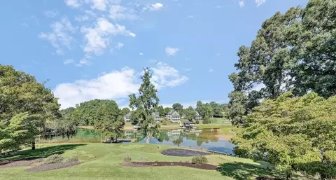 View/Area - 76 Lake Front Cir, Penhook, VA 24137 photo 2 of 10
