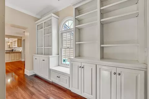 Entry Way - 255 Plantation Dr, Penhook, VA 24137 photo 6 of 6