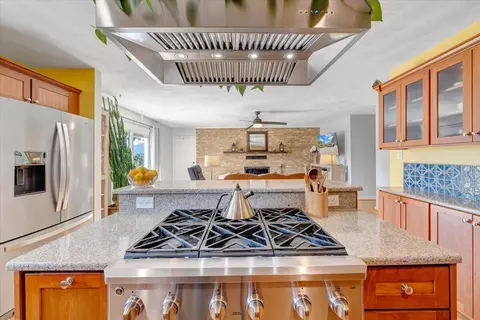 Kitchen - 4800 Wade Rd, Roanoke, VA 24018 photo 6 of 7