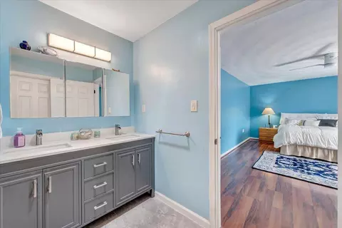 Bath - 4800 Wade Rd, Roanoke, VA 24018 photo 4 of 7
