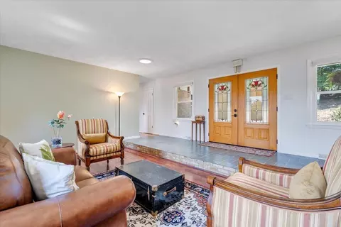 Entry Way - 4800 Wade Rd, Roanoke, VA 24018 photo 2 of 2