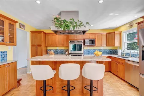 Kitchen - 4800 Wade Rd, Roanoke, VA 24018 photo 2 of 7