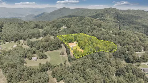 View/Area - 4800 Wade Rd, Roanoke, VA 24018 photo 4 of 4