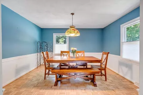 Dining - 4800 Wade Rd, Roanoke, VA 24018 photo 1 of 3